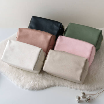 Vegane Kulturtasche aus Kunstleder | Kosmetiktasche für Reisen mit Innenfach