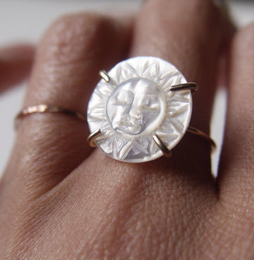 Sun Face Pearl 14k Gold Ring