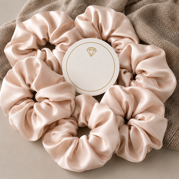 Satin-Haargummi | Weicher, haarschonender Scrunchie in neutralen Farben
