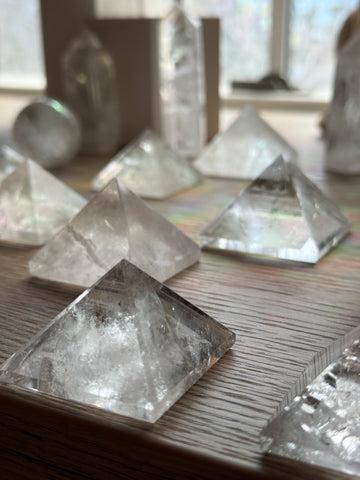 Clear Quartz Pyramid | Energy Amplification, Manifestation & Healing Crystal