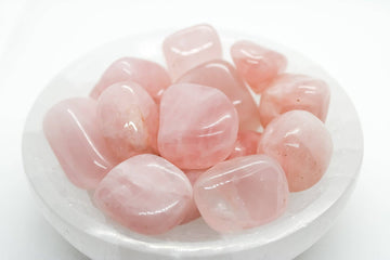 Rose Quartz Tumbled Stone 20-30mm
