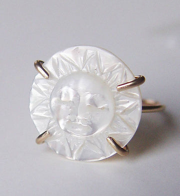 Sun Face Pearl 14k Gold Ring