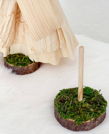 Wood Stand for Corn Husk Dolls & Poppets